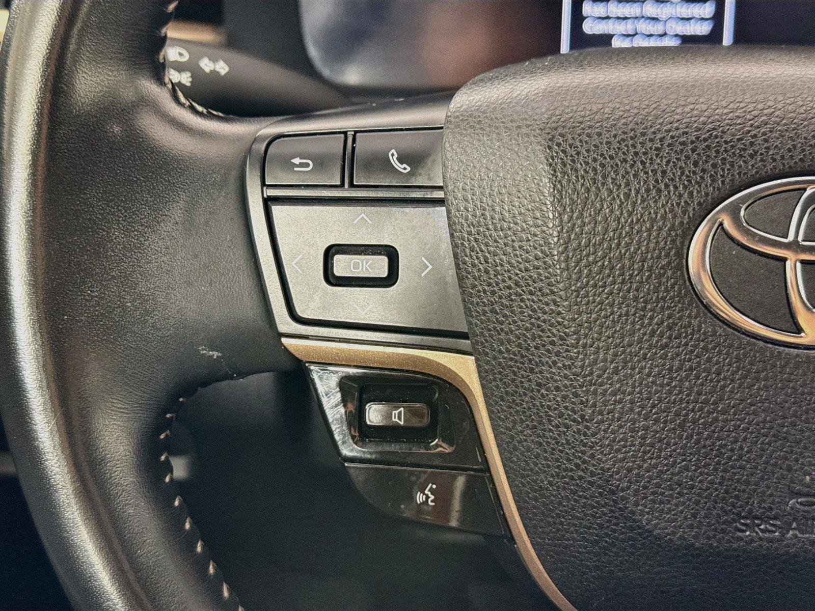 Certified 2024 Toyota Crown AWD/4WD image 17