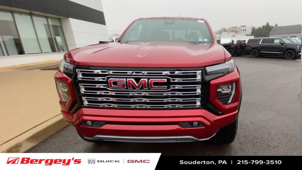 New 2026 GMC Canyon Denali AWD/4WD image 3