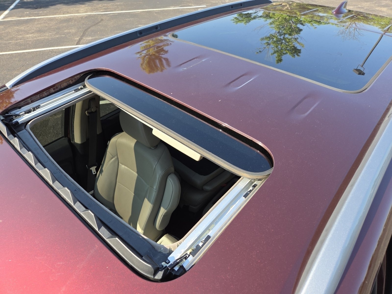 Certified 2020 Honda Pilot Elite image 4