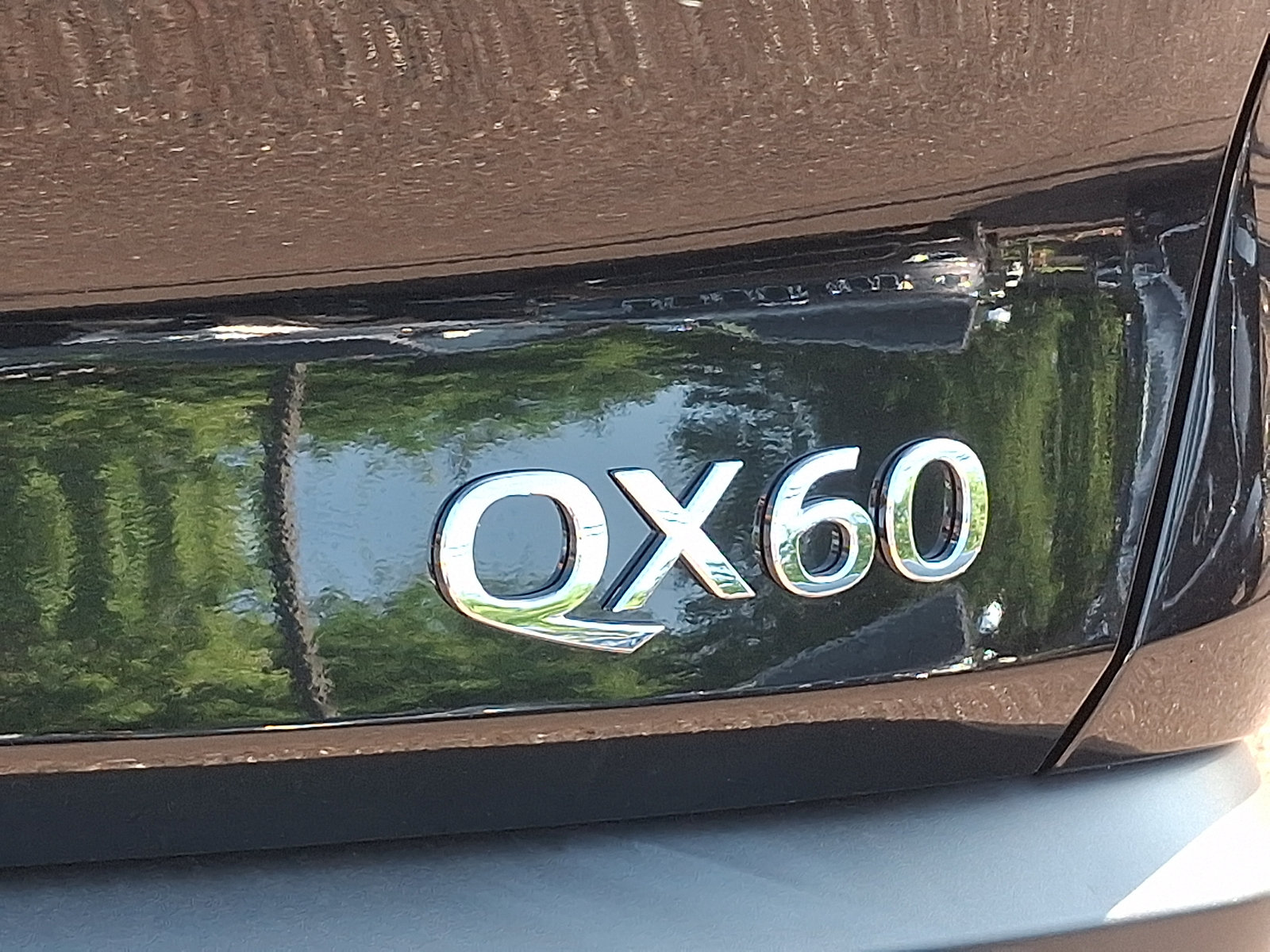 Certified 2023 INFINITI QX60 Luxe AWD/4WD image 33