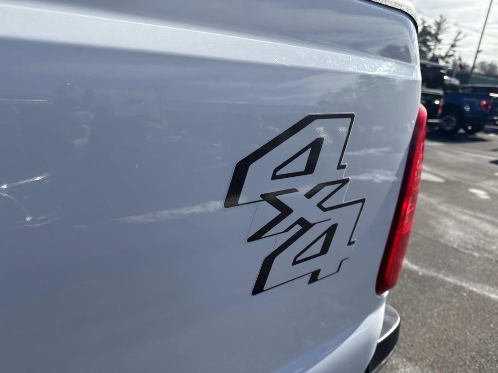 Used 2015 Ford F350 Lariat w/ Snow Plow Prep Package image 13