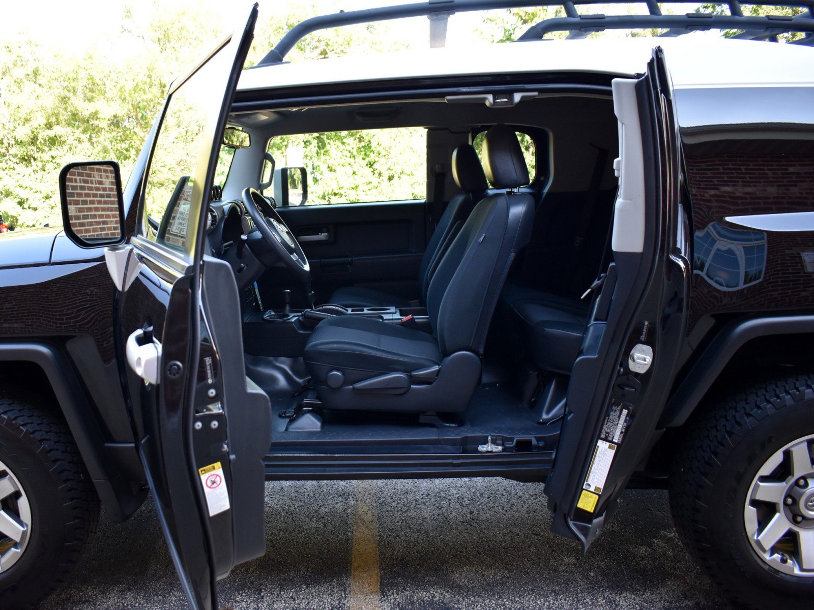 Used 2014 Toyota FJ Cruiser 4WD w/ Convenience Package image 38
