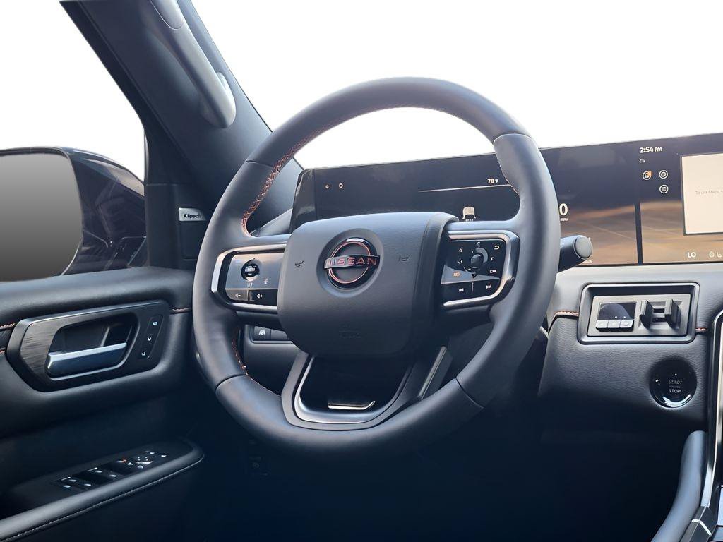 Used 2025 Nissan Armada PRO-4X AWD/4WD image 11