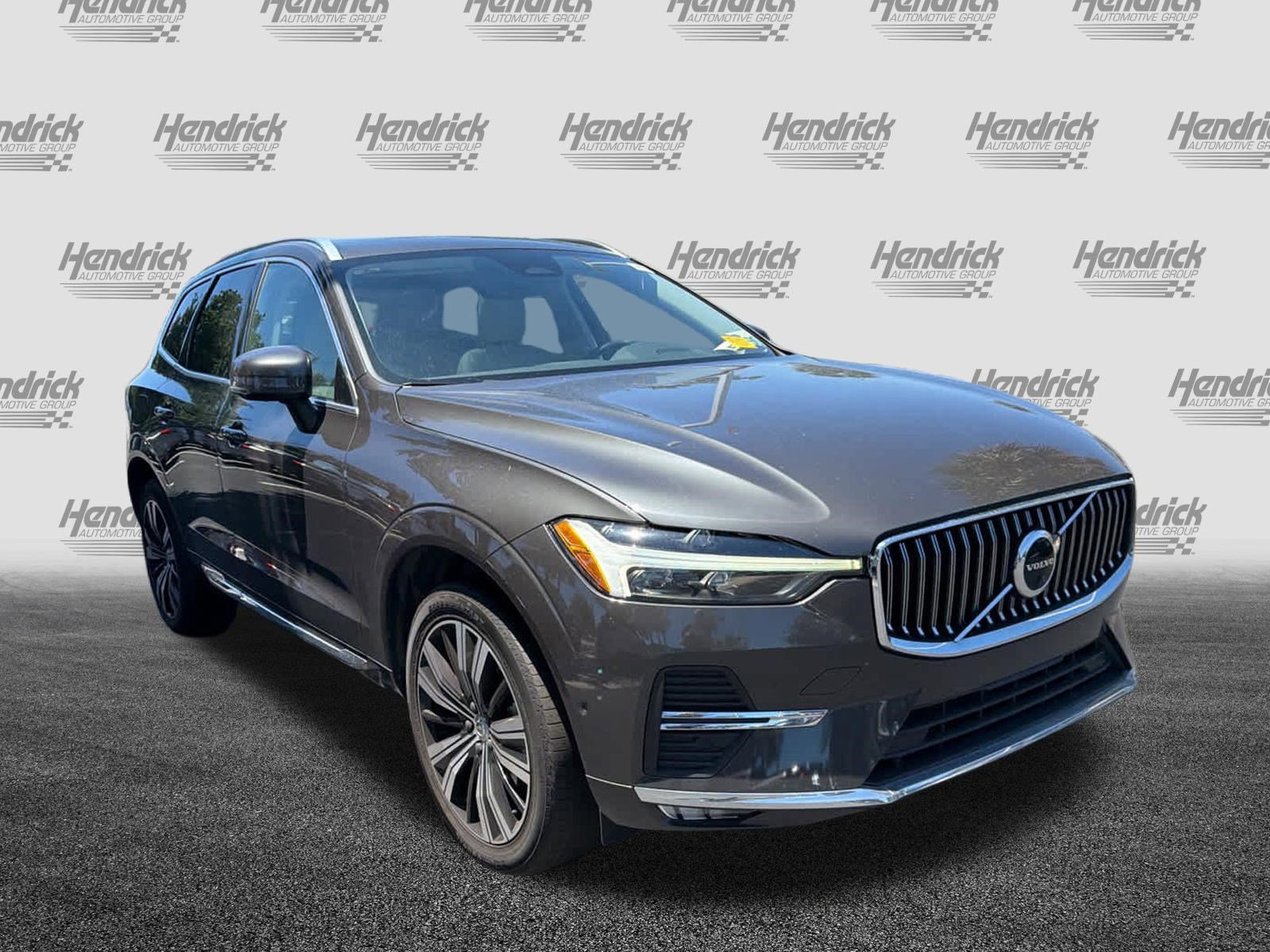 Used 2023 Volvo XC60 B5 Plus w/ Protection Package Premier FWD image 2