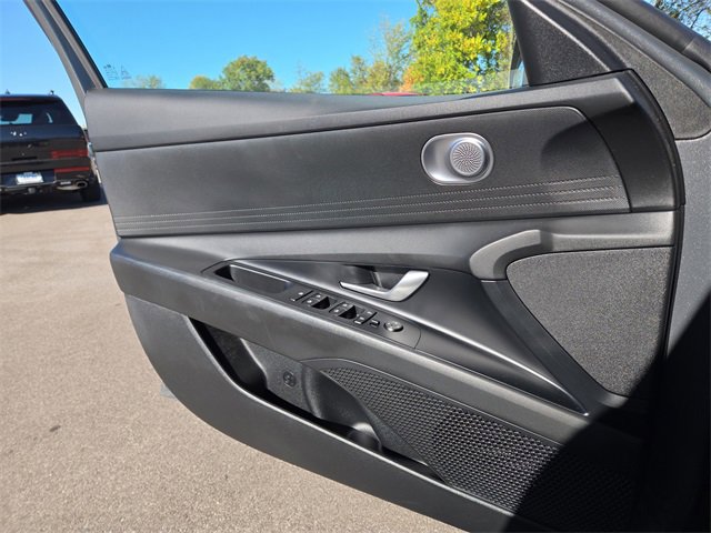 Certified 2024 Hyundai Elantra SEL image 21
