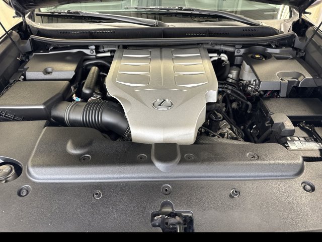 Used 2018 Lexus GX 460 Premium w/ Premium Package AWD/4WD image 32