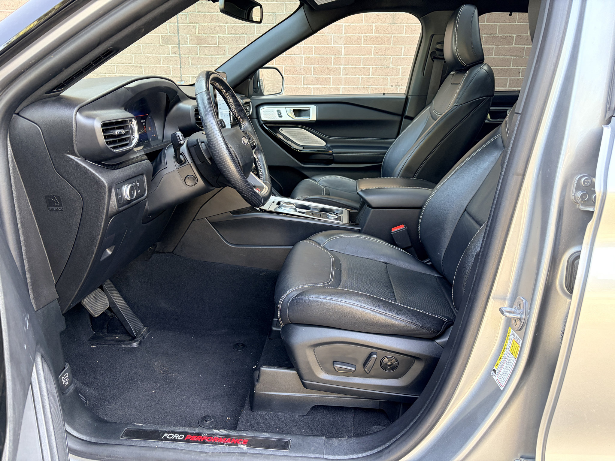 Used 2021 Ford Explorer ST w/ Equipment Group 401A AWD/4WD image 12
