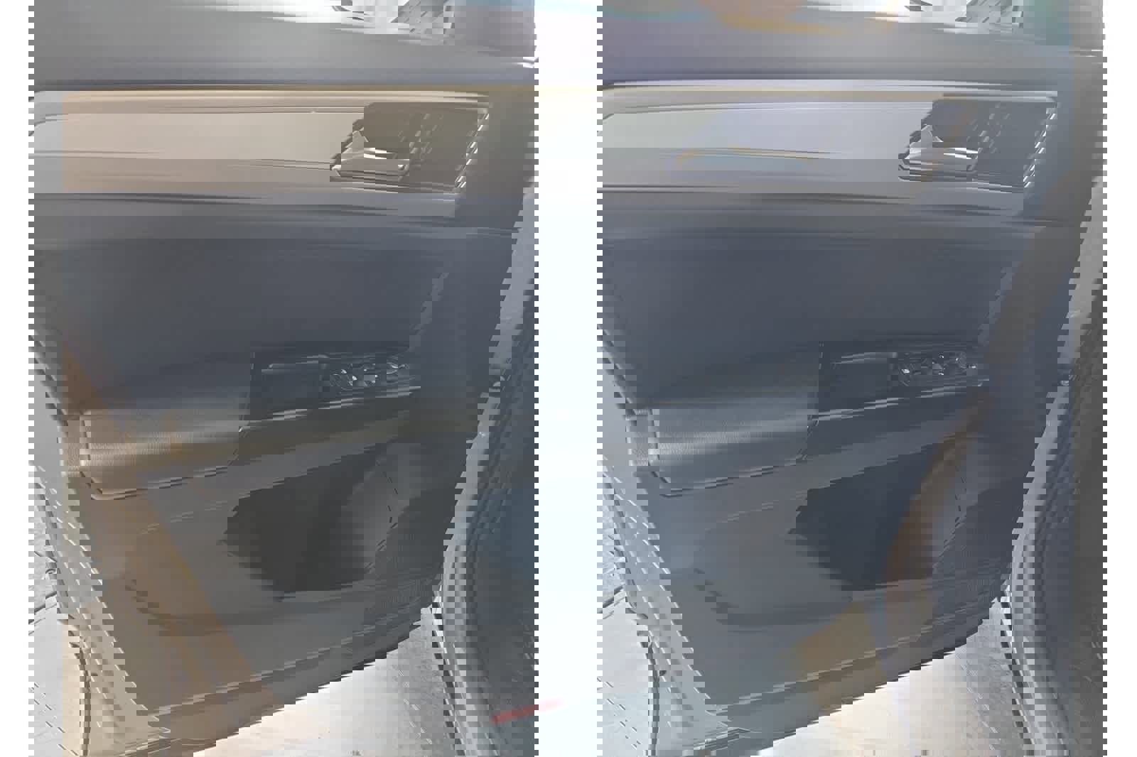 Used 2021 Volkswagen Atlas S image 17