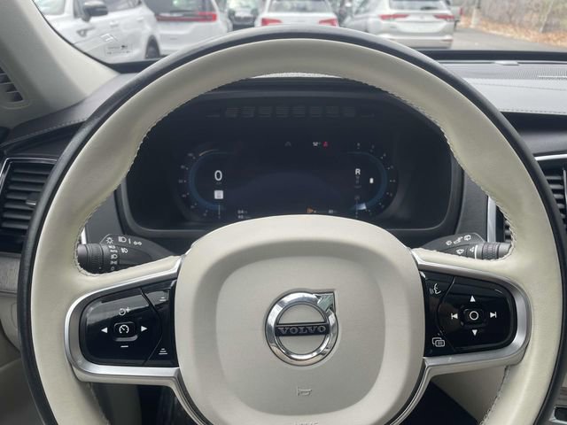 Used 2023 Volvo XC90 B6 Ultimate w/ Protection Package image 31
