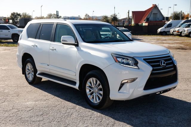 Used 2014 Lexus GX 460 w/ Premium Package image 18