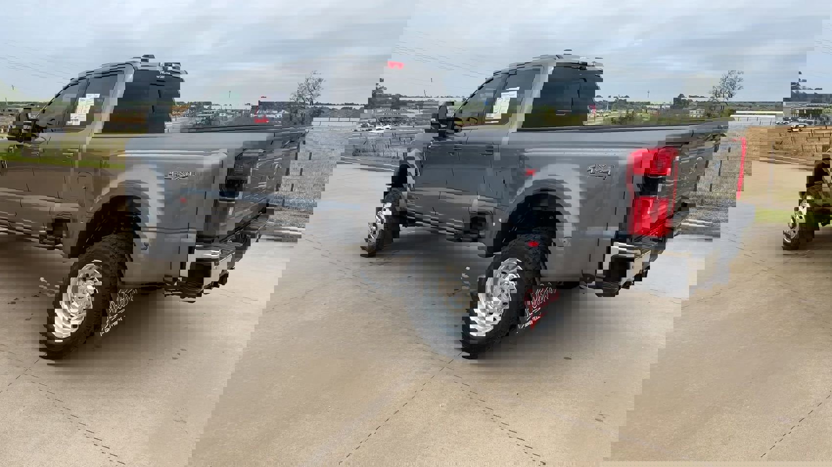 Used 2024 Ford F450 Lariat w/ Lariat Ultimate Package image 7