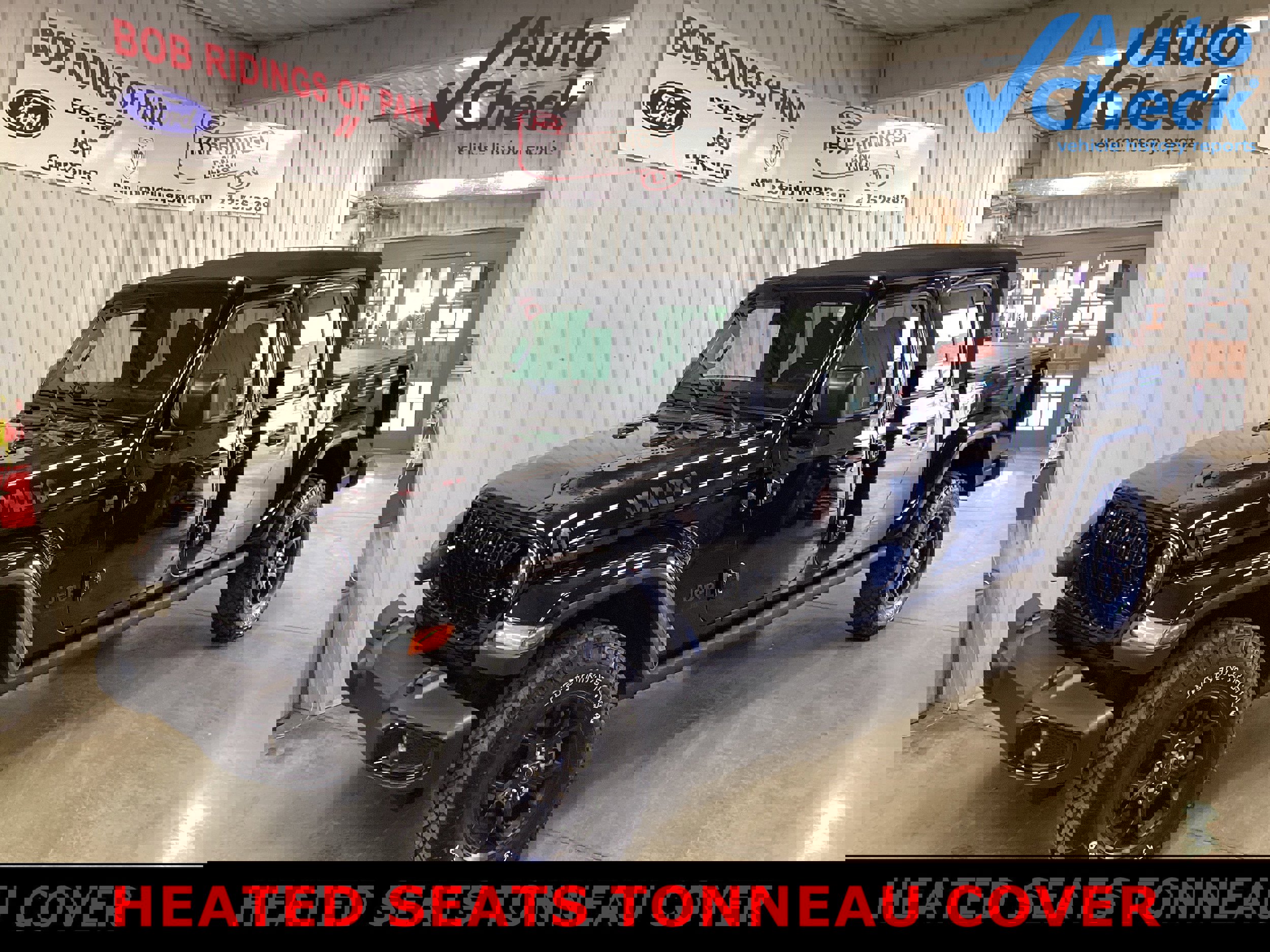 Used 2024 Jeep Gladiator Sport image 1