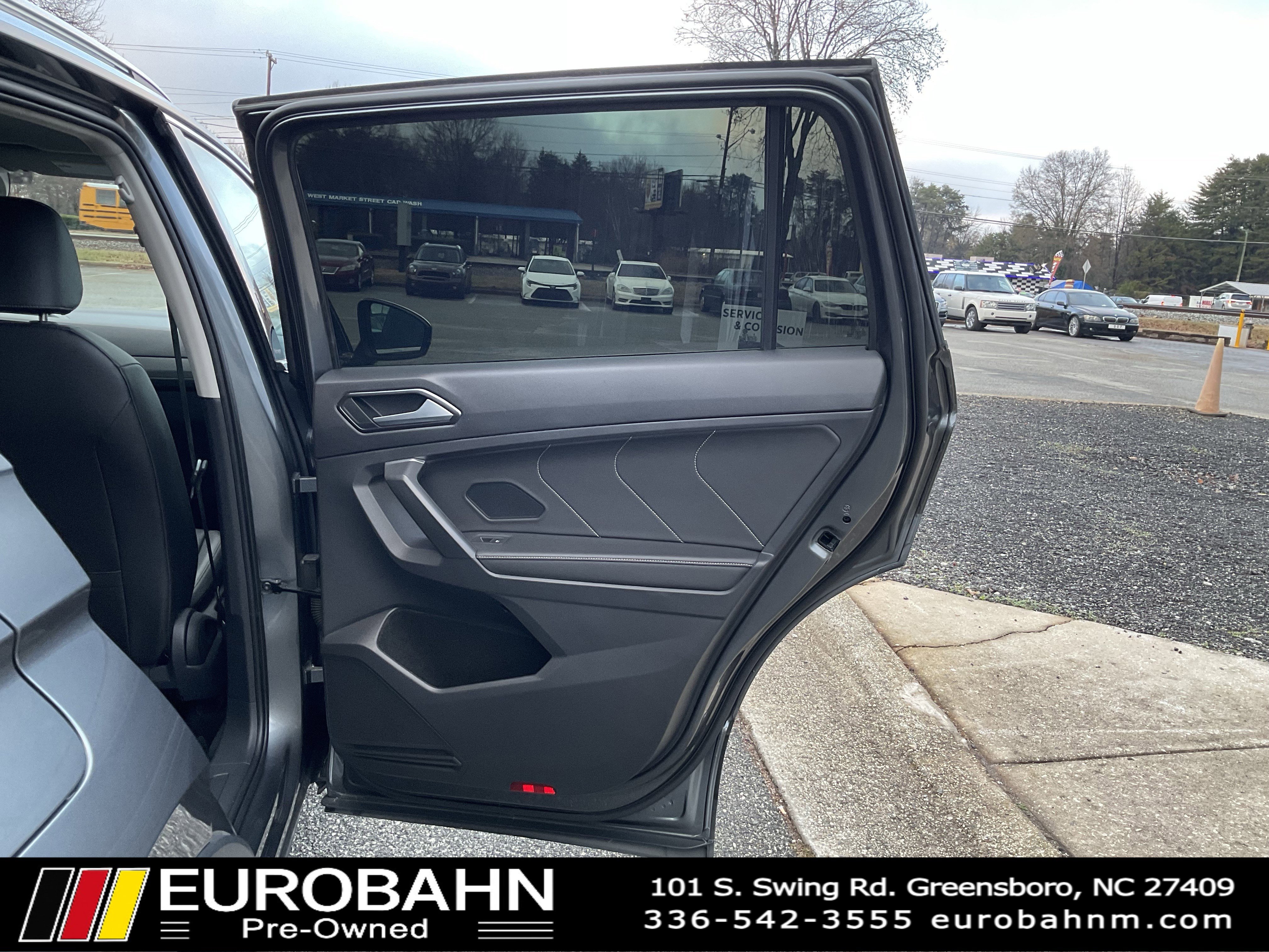 Used 2022 Volkswagen Tiguan SE image 20