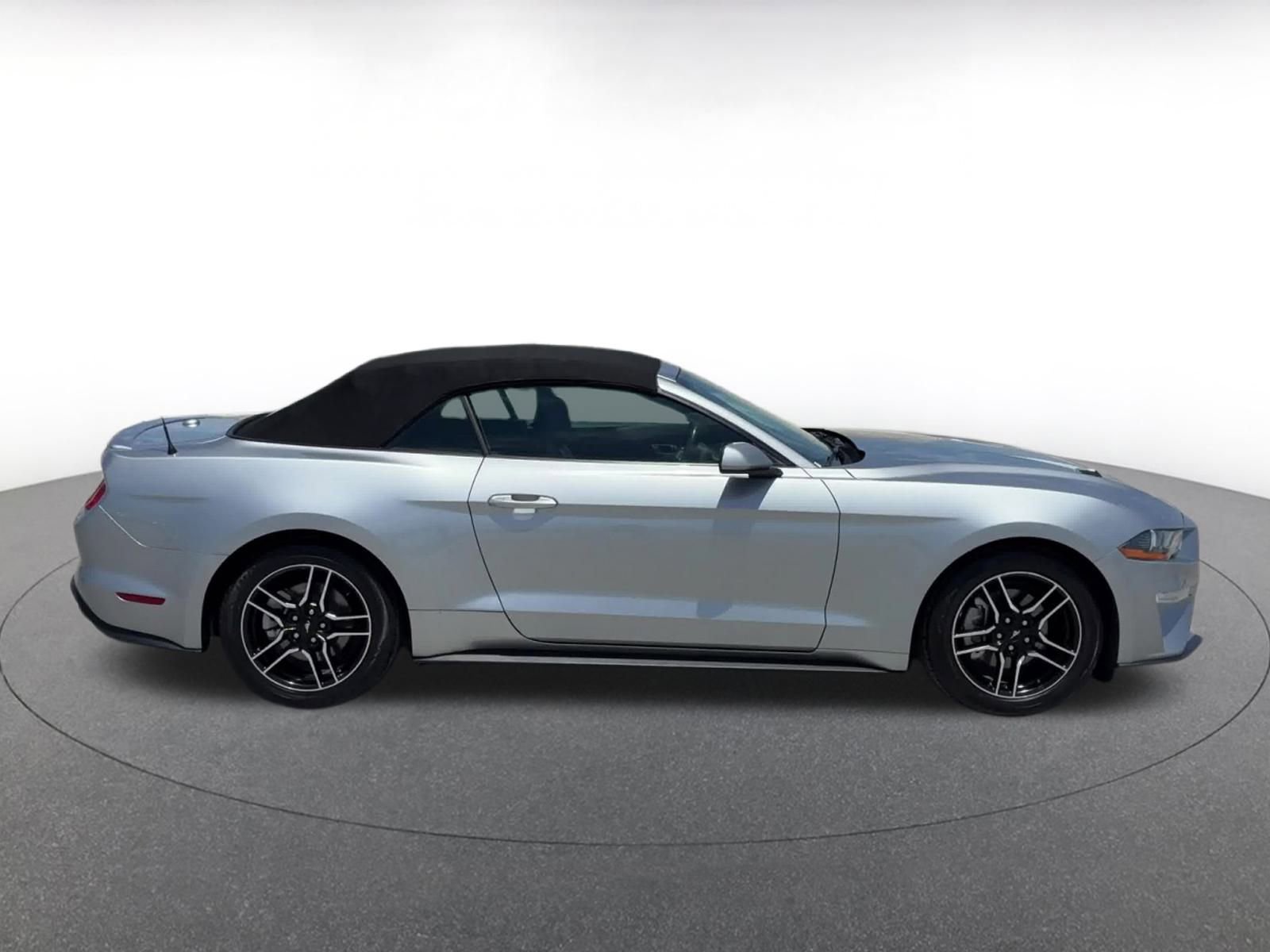 Used 2023 Ford Mustang Premium image 16