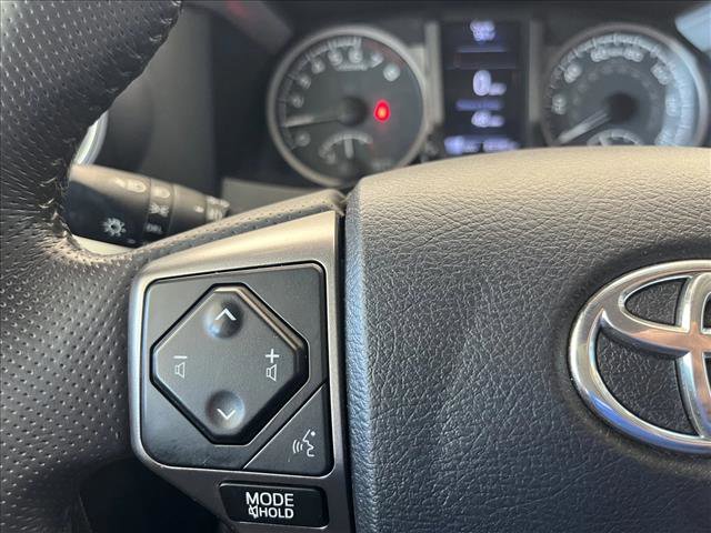 Used 2018 Toyota Tacoma SR5 RWD image 17
