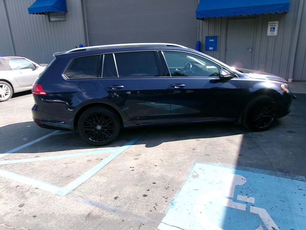 Used 2015 Volkswagen Golf SEL image 5