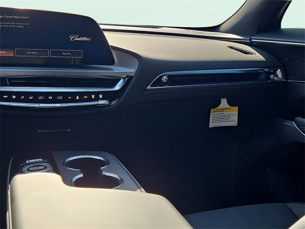 New 2025 Cadillac Lyriq Sport image 21