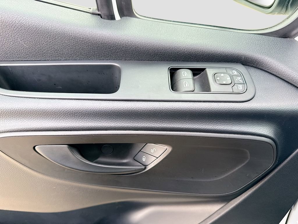 Used 2023 Mercedes-Benz Sprinter 144 Cargo image 17