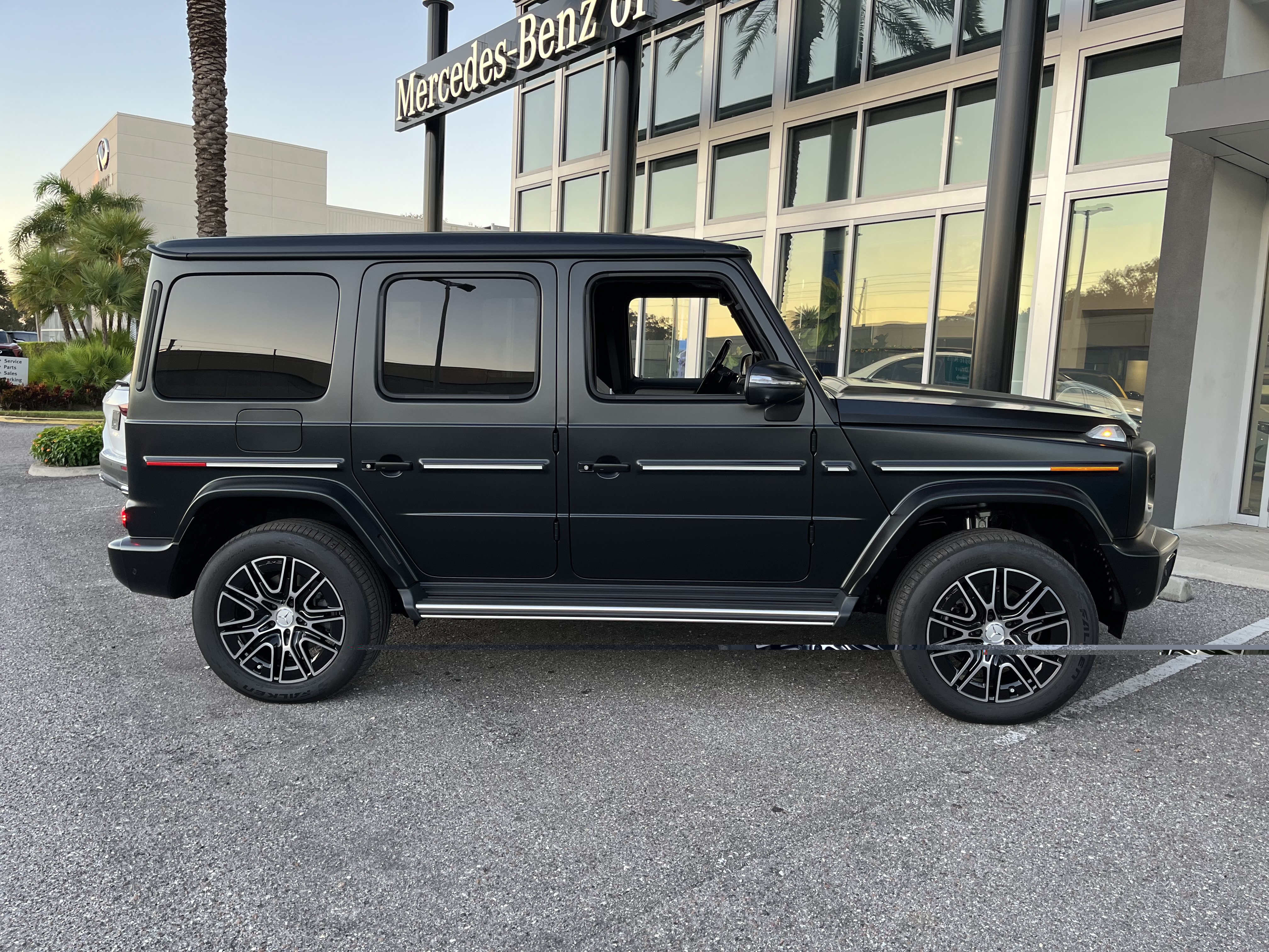 New 2027 Mercedes-Benz G 580 e image 7