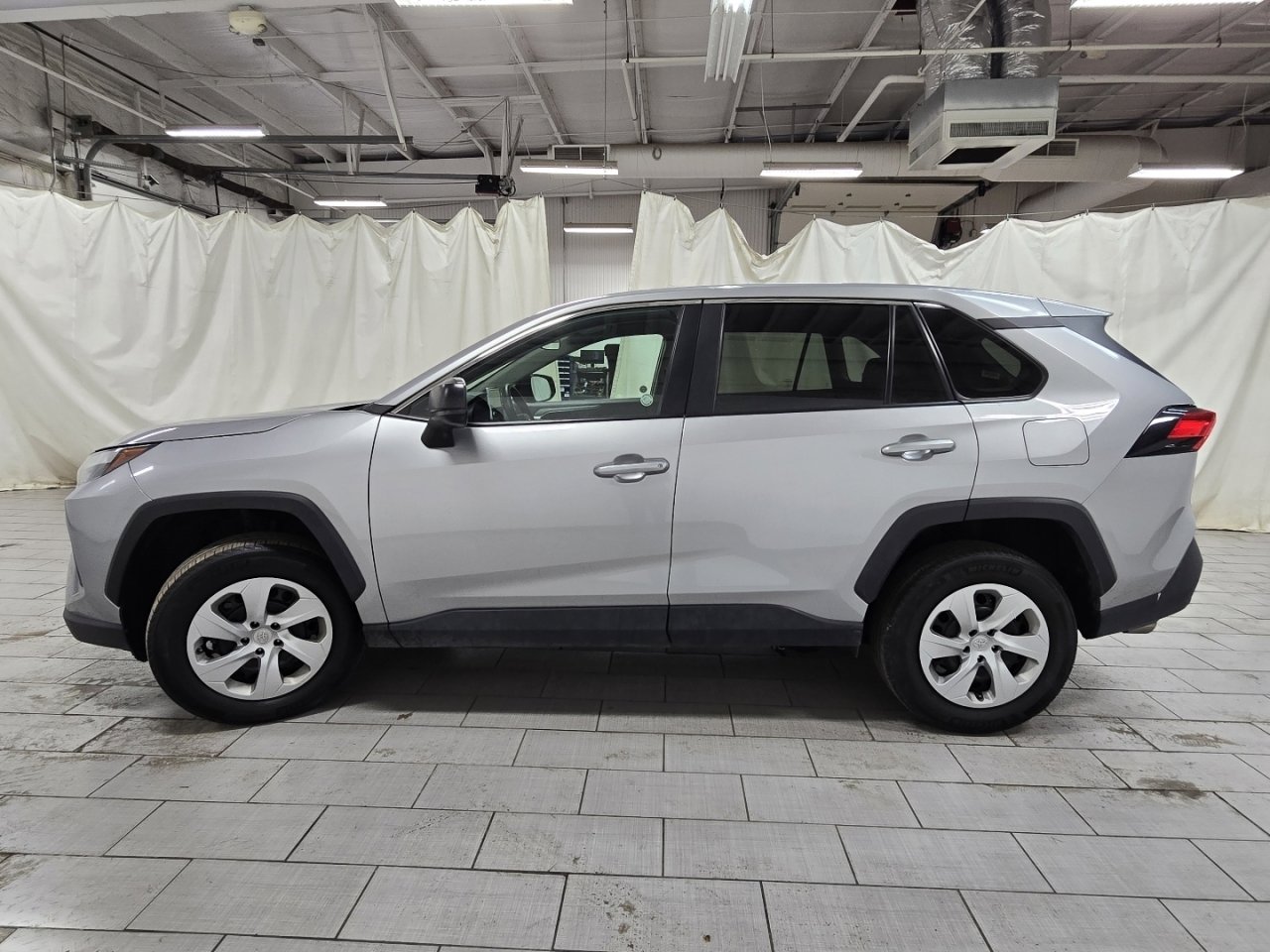 Used 2024 Toyota RAV4 LE image 11