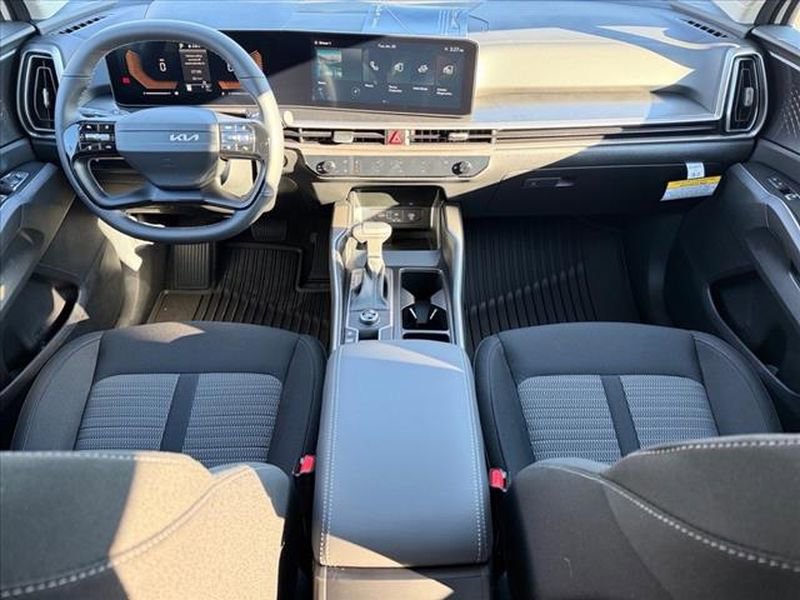 New 2026 Kia Sorento LX image 13