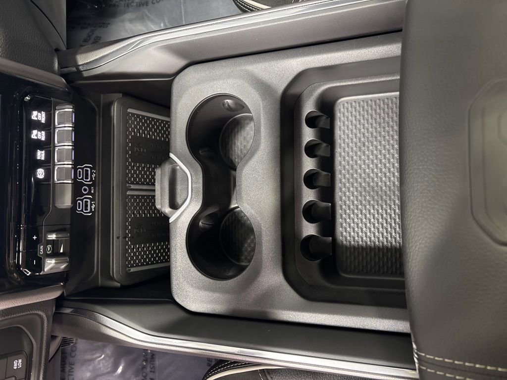 New 2026 RAM 2500 Laramie w/ Night Edition image 30