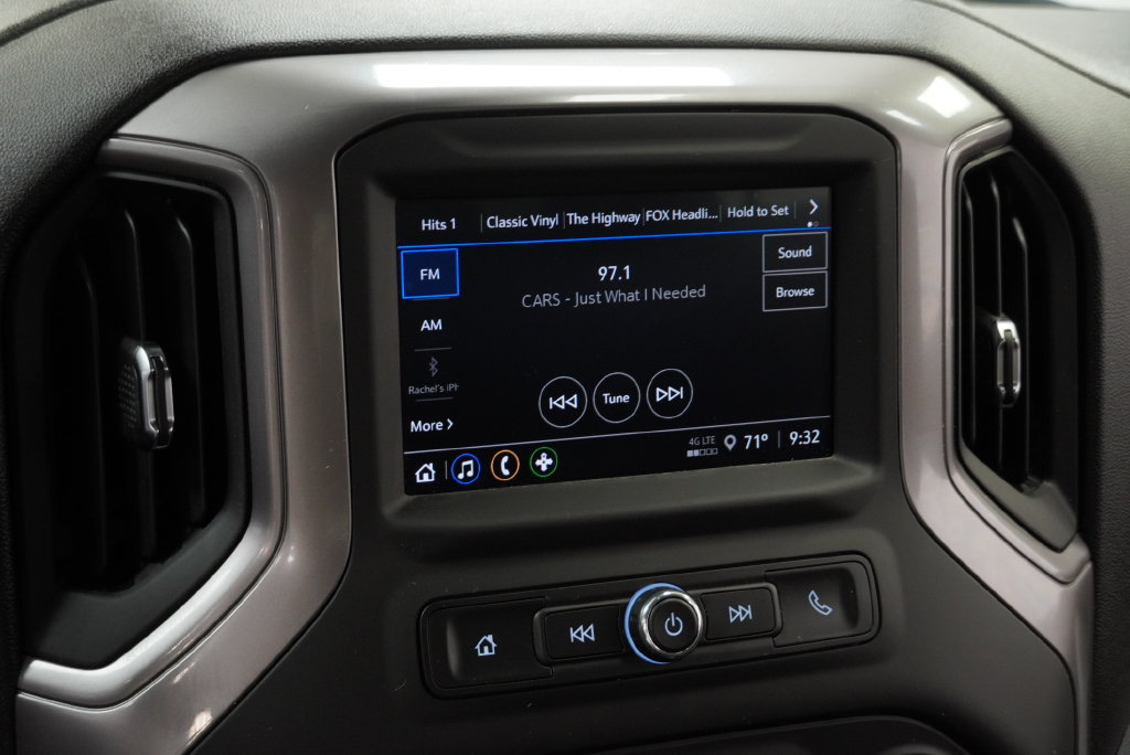 Used 2023 Chevrolet Silverado 1500 Custom w/ LPO, Dark Essentials Package AWD/4WD image 25