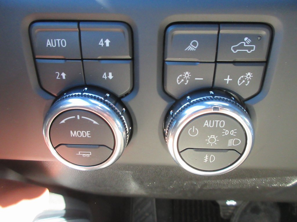 New 2026 GMC Sierra 3500 Denali Ultimate image 17