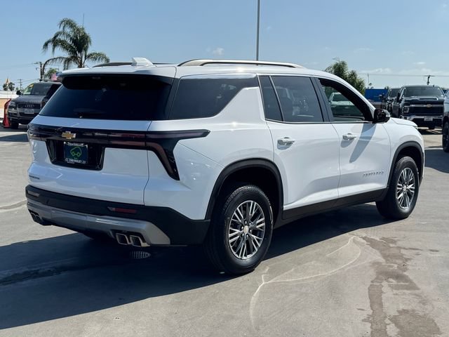 Certified 2026 Chevrolet Traverse LT w/ Driver Confidence Package FWD image 5