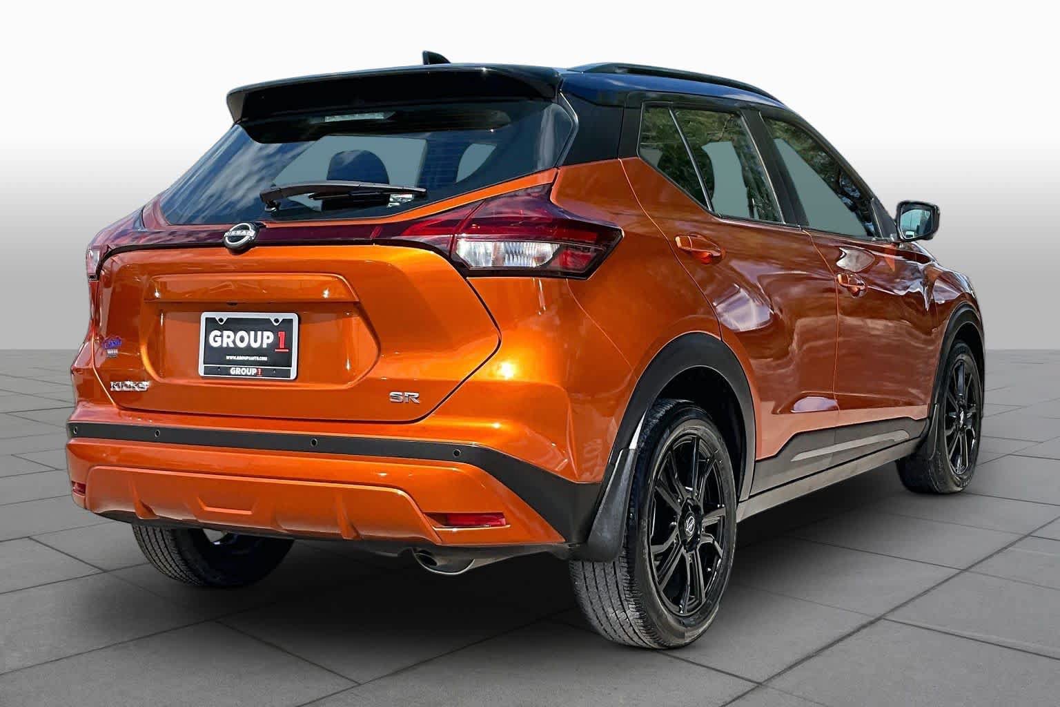 Used 2023 Nissan Kicks SR FWD image 13