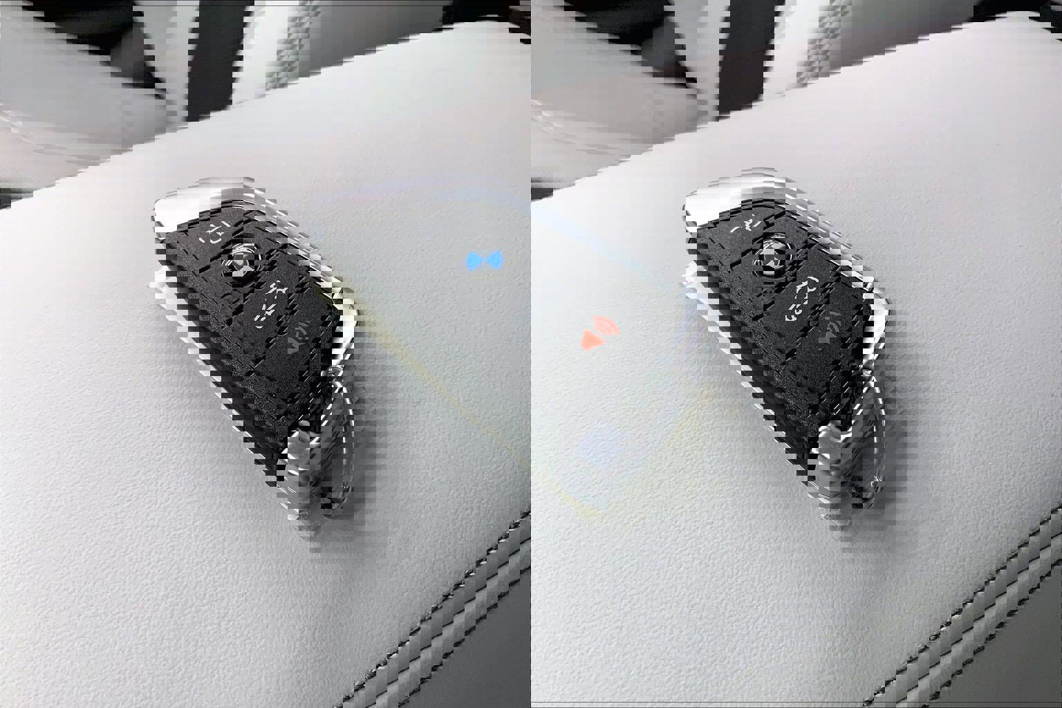 Used 2025 BMW M4 xDrive Competition image 9