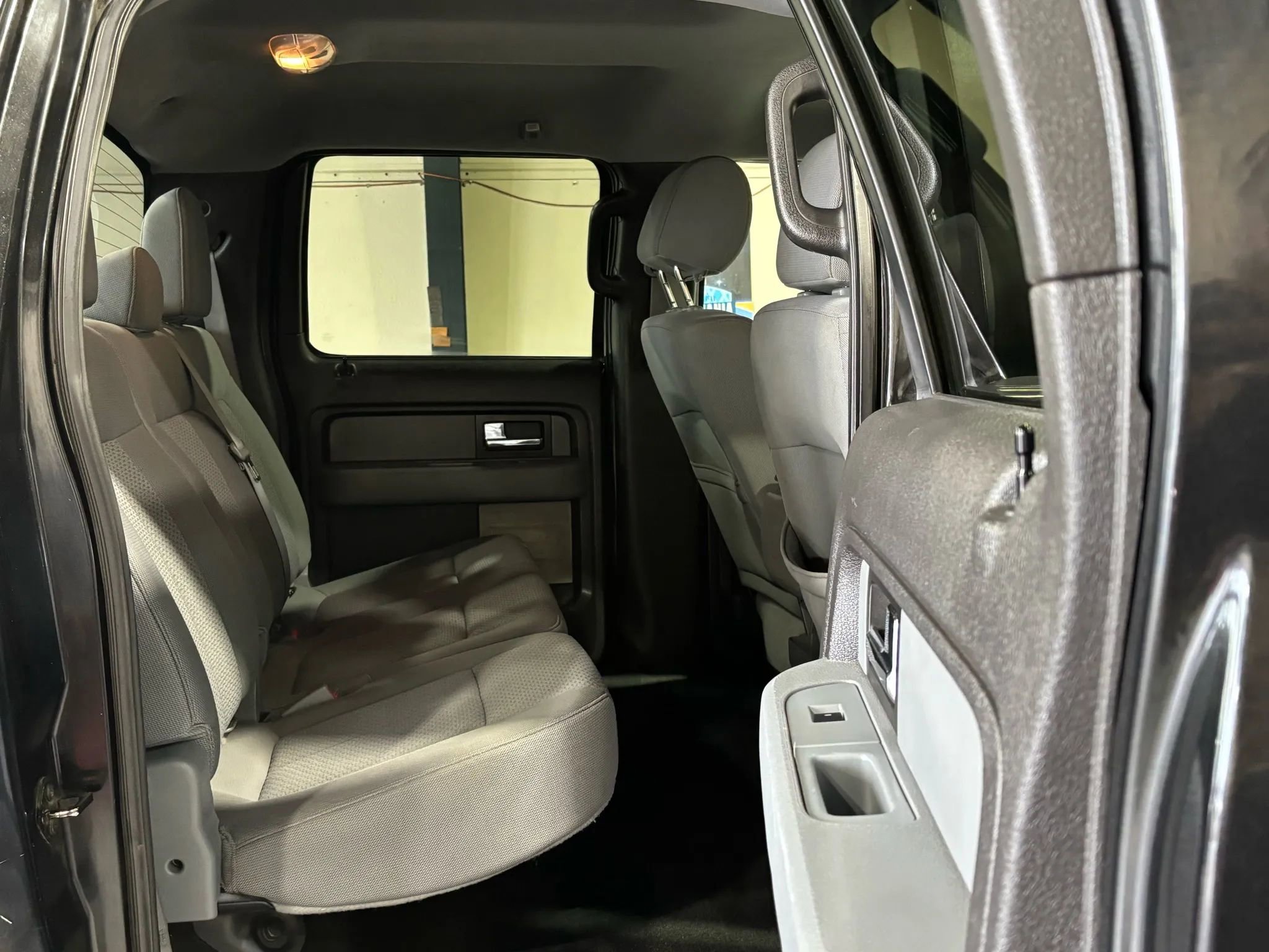 Used 2013 Ford F150 XLT w/ Luxury Equipment Group image 11