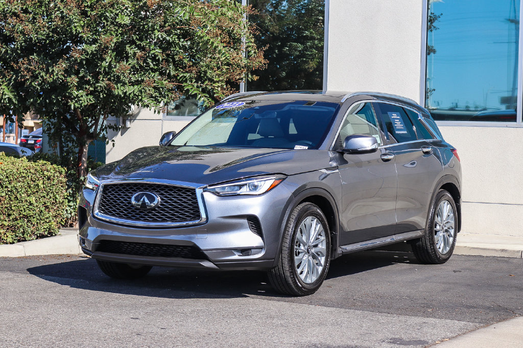 Certified 2023 INFINITI QX50 Luxe FWD image 3