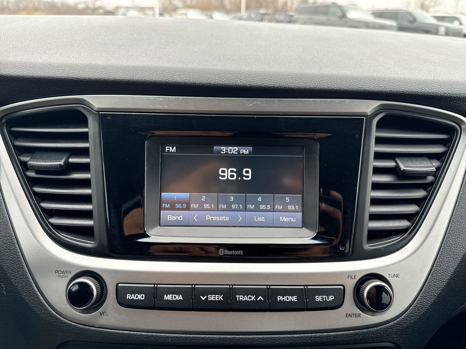 Used 2018 Hyundai Accent SE image 17