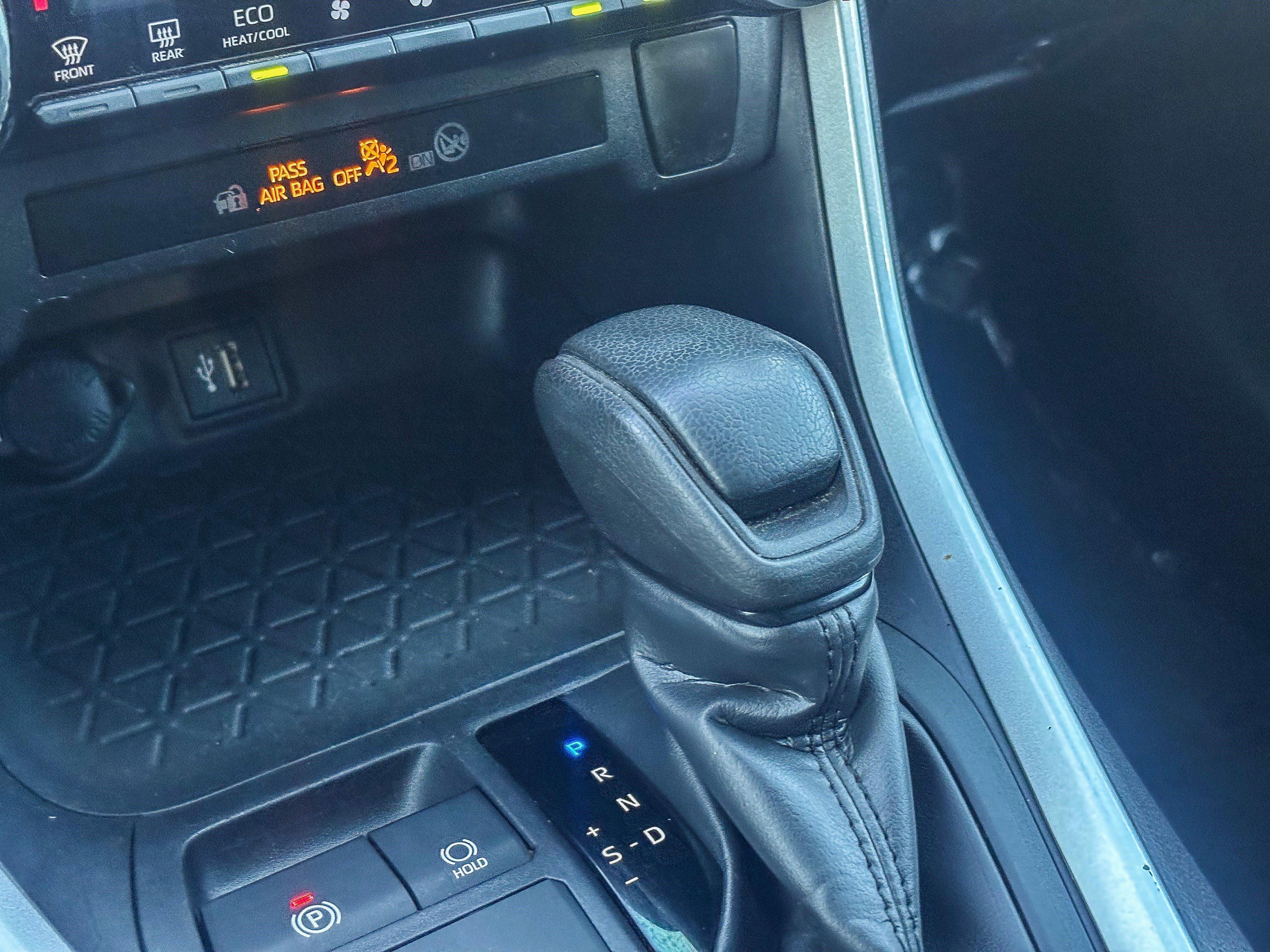 Used 2024 Toyota RAV4 AWD Hybrid image 25
