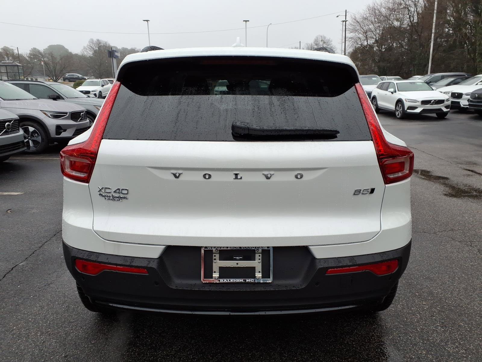 New 2026 Volvo XC40 B5 Ultra w/ Protection Package Premier AWD/4WD image 4