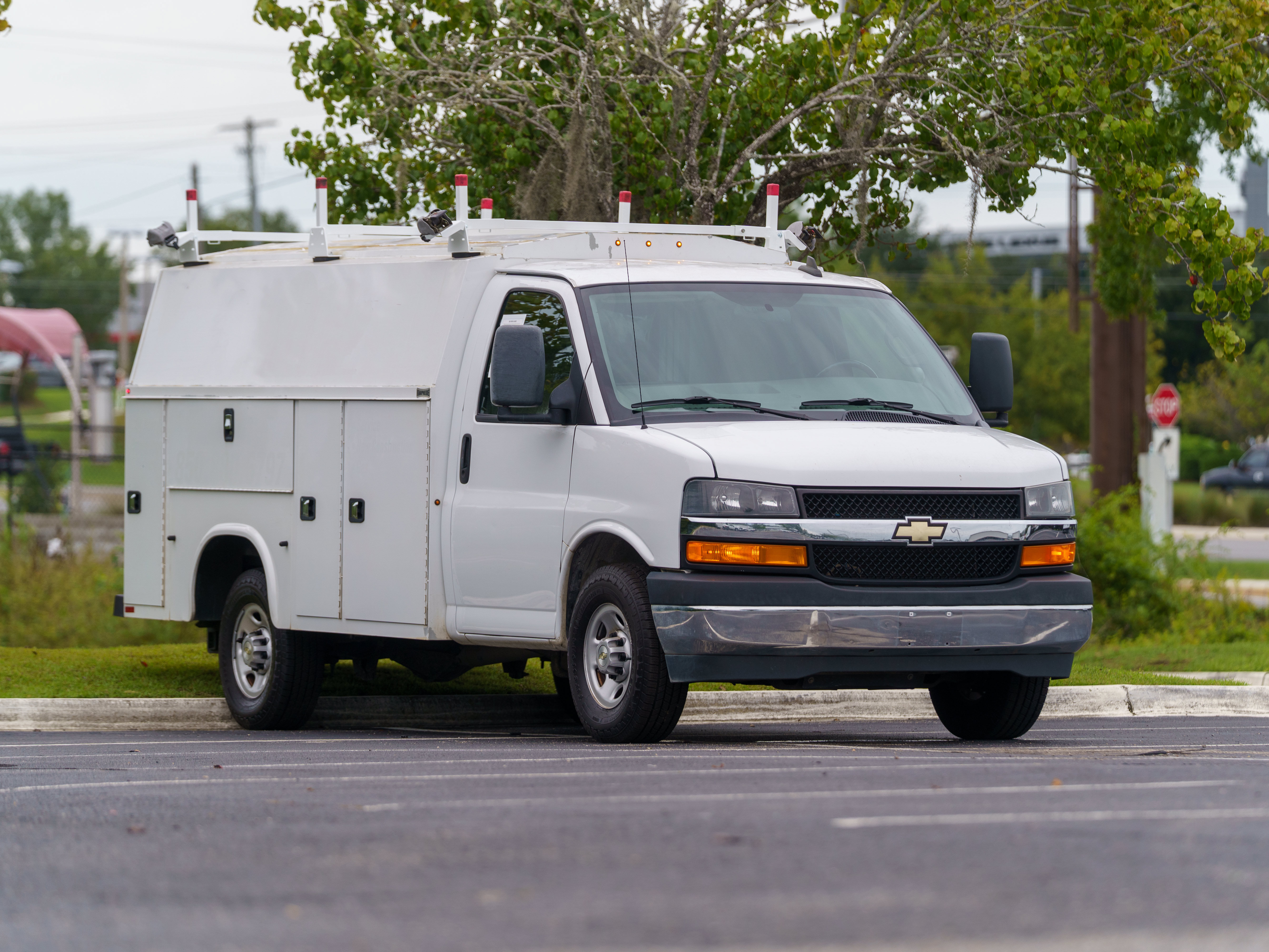 Used 2022 Chevrolet Express 3500 w/ Power Convenience Package RWD image 37