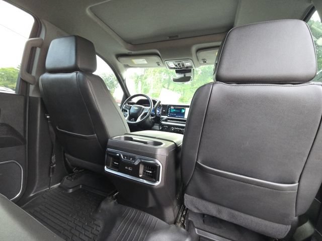 Used 2025 Chevrolet Silverado 2500 LTZ w/ LTZ Convenience Package AWD/4WD image 17