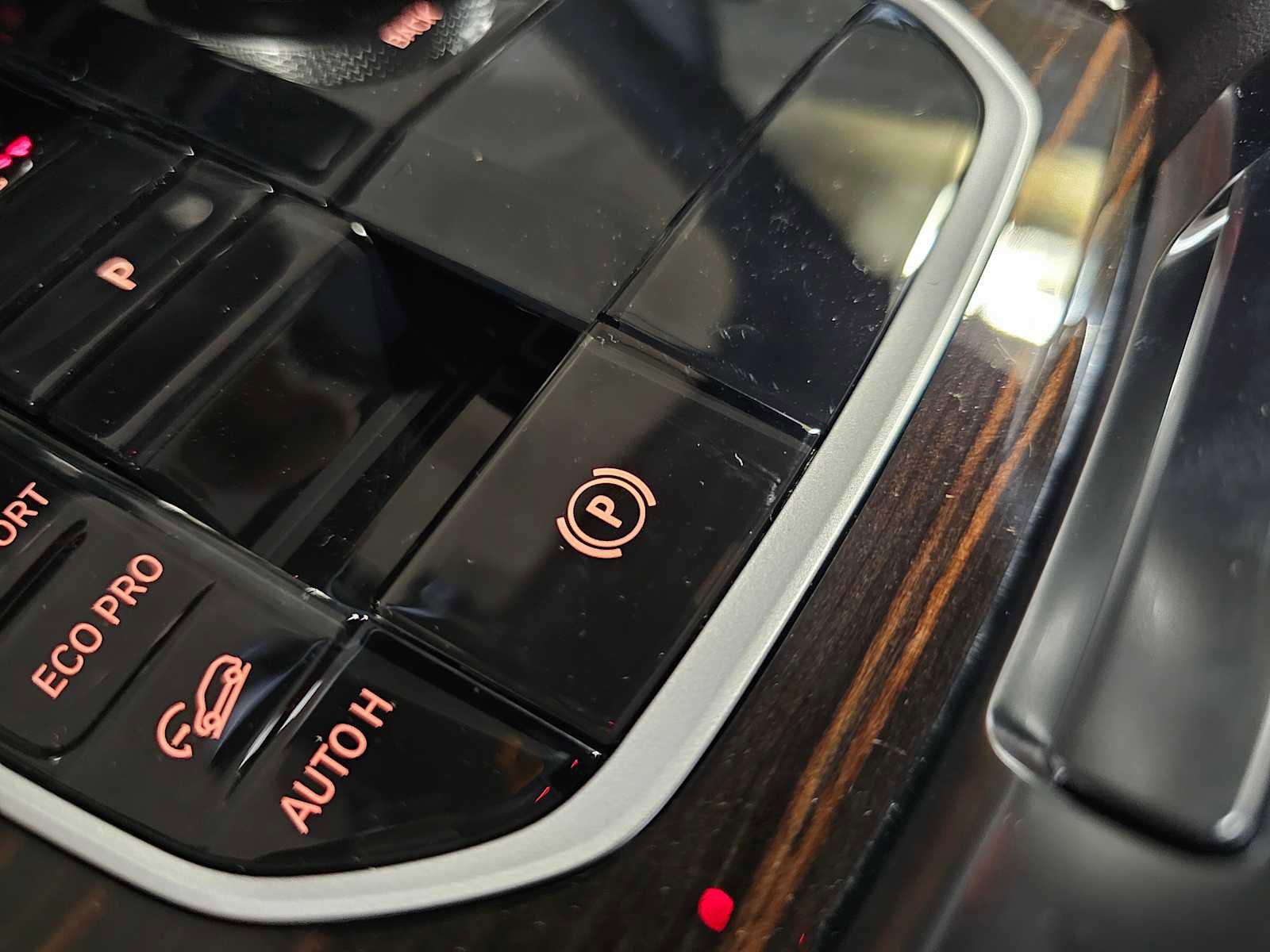 New 2026 BMW X5 xDrive40i w/ M Sport Package image 24