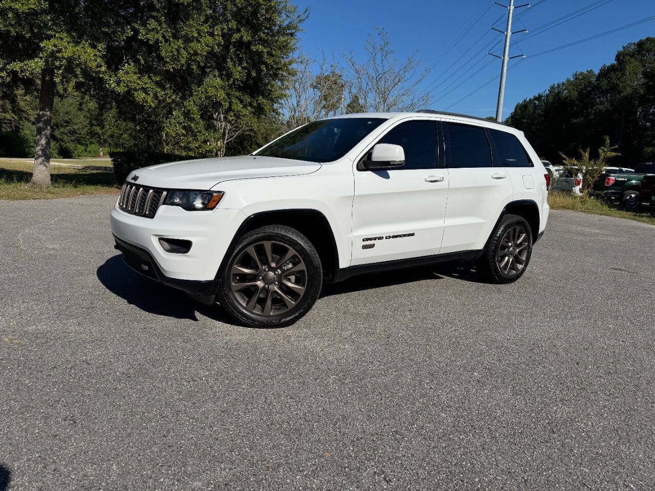 Used 2016 Jeep Grand Cherokee Limited 75th Anniversary AWD/4WD image 28