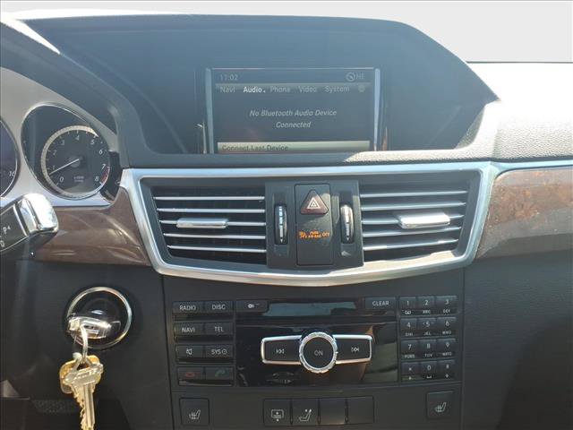 Used 2013 Mercedes-Benz E 350 4MATIC Sedan image 27