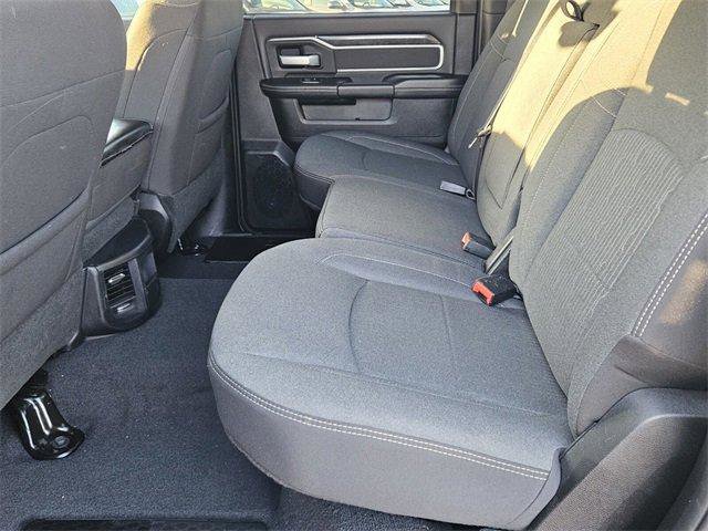 Used 2024 RAM 2500 Big Horn w/ Sport Appearance Package image 10