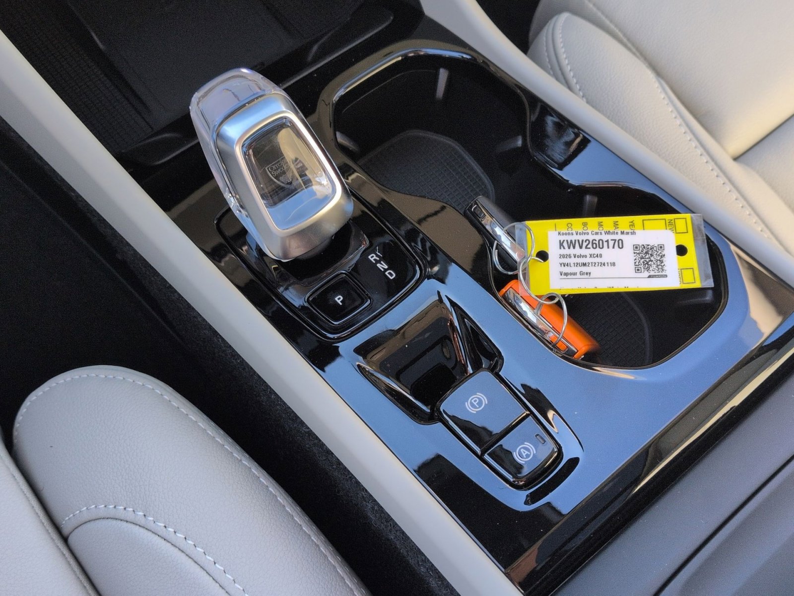 New 2026 Volvo XC40 B5 Ultra w/ Protection Package Premier image 22