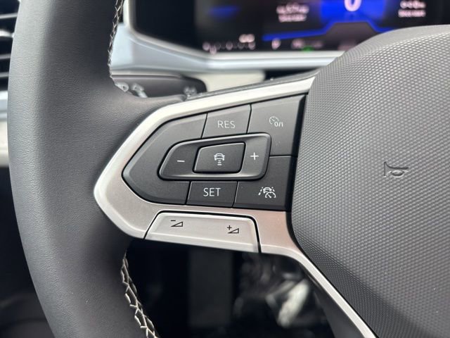 New 2026 Volkswagen Taos SE image 15