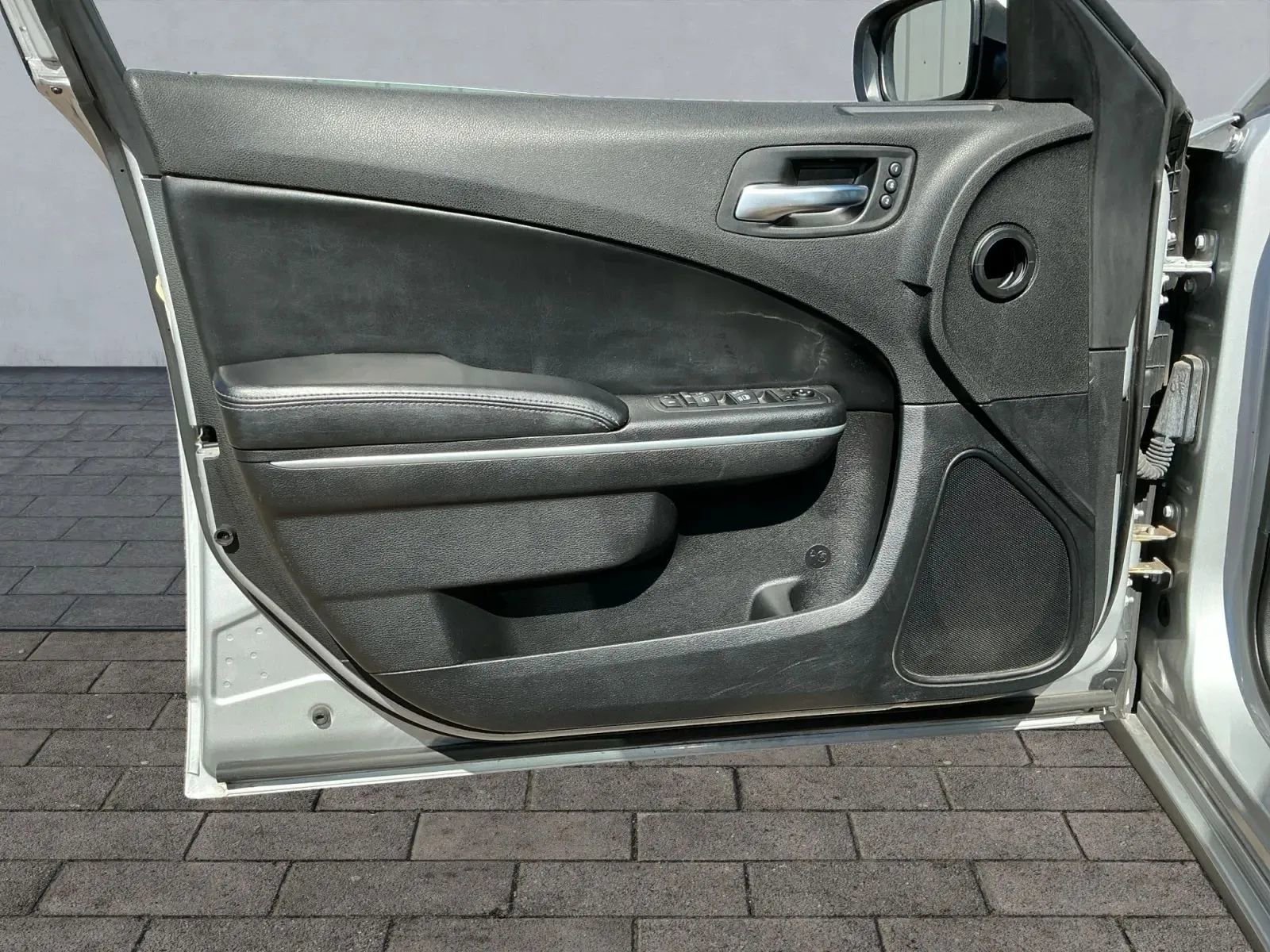 Used 2021 Dodge Charger SXT w/ Leather Interior Group image 10