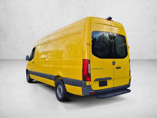 Used 2024 Mercedes-Benz eSprinter 170 Cargo image 7