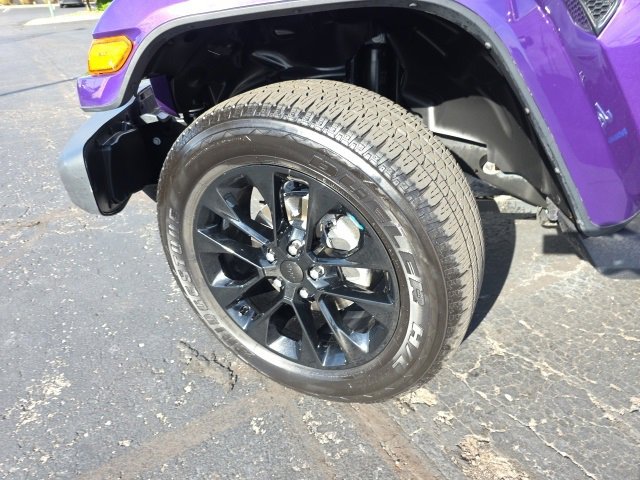 Used 2023 Jeep Wrangler Unlimited Sahara w/ Cold Weather Group image 53