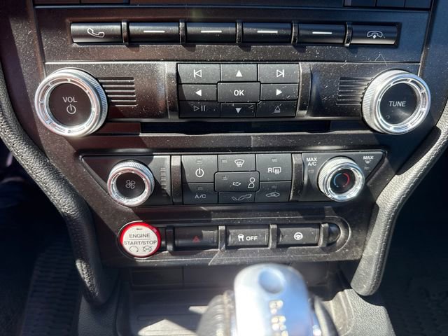 Used 2015 Ford Mustang Coupe RWD image 23