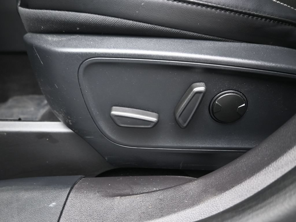 New 2024 Ford Escape SE FWD image 23