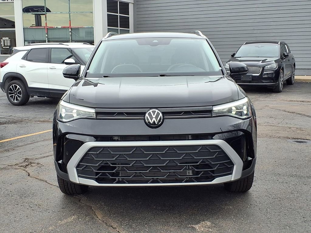 Used 2025 Volkswagen Taos SE AWD/4WD image 20